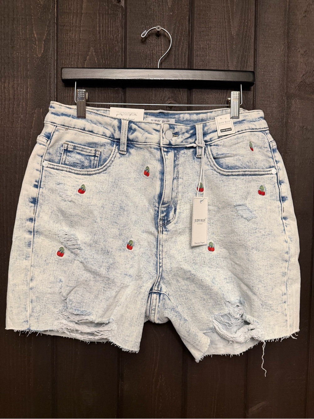 Judy Blue Acid Wash High Rise Embroidered Cherry Denim Shorts Womens Sz 1XL NWT